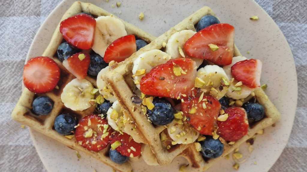 healthy Oat waffles