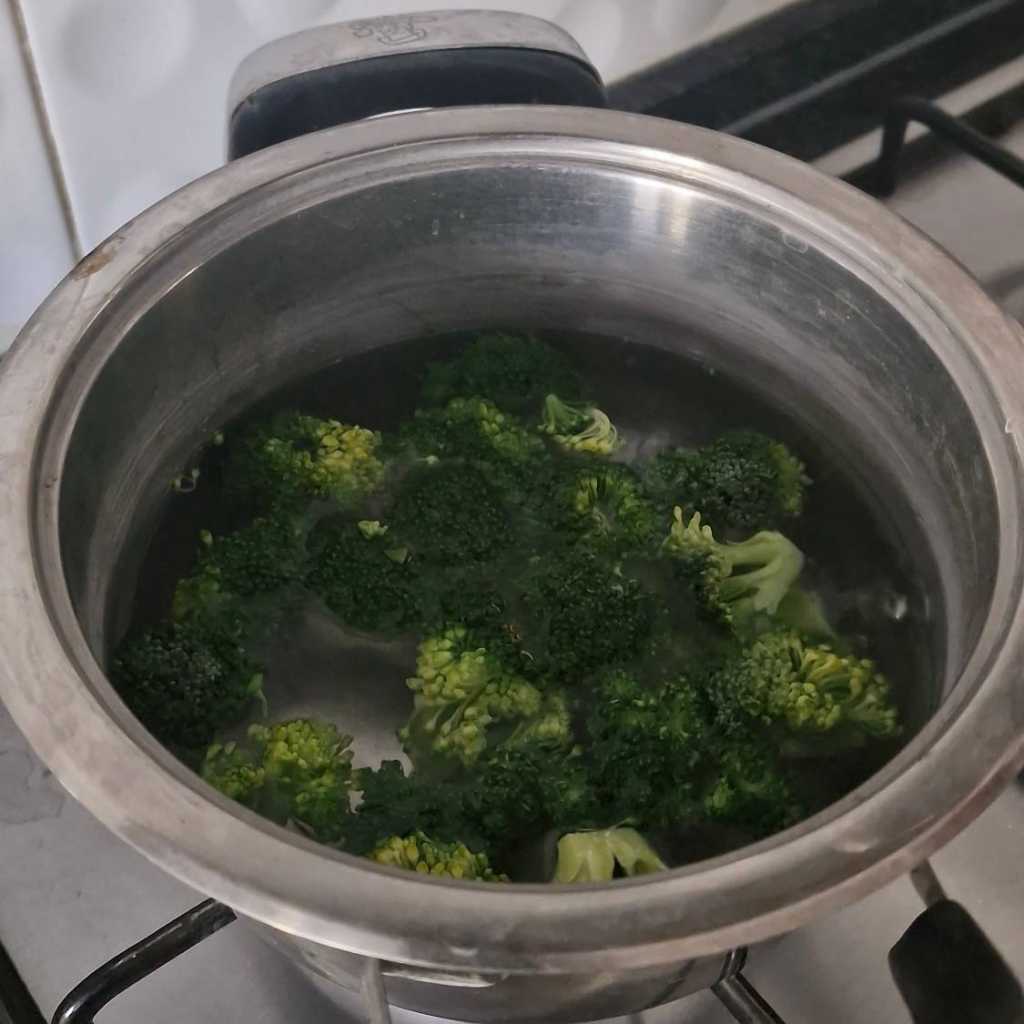 broccoli boiling