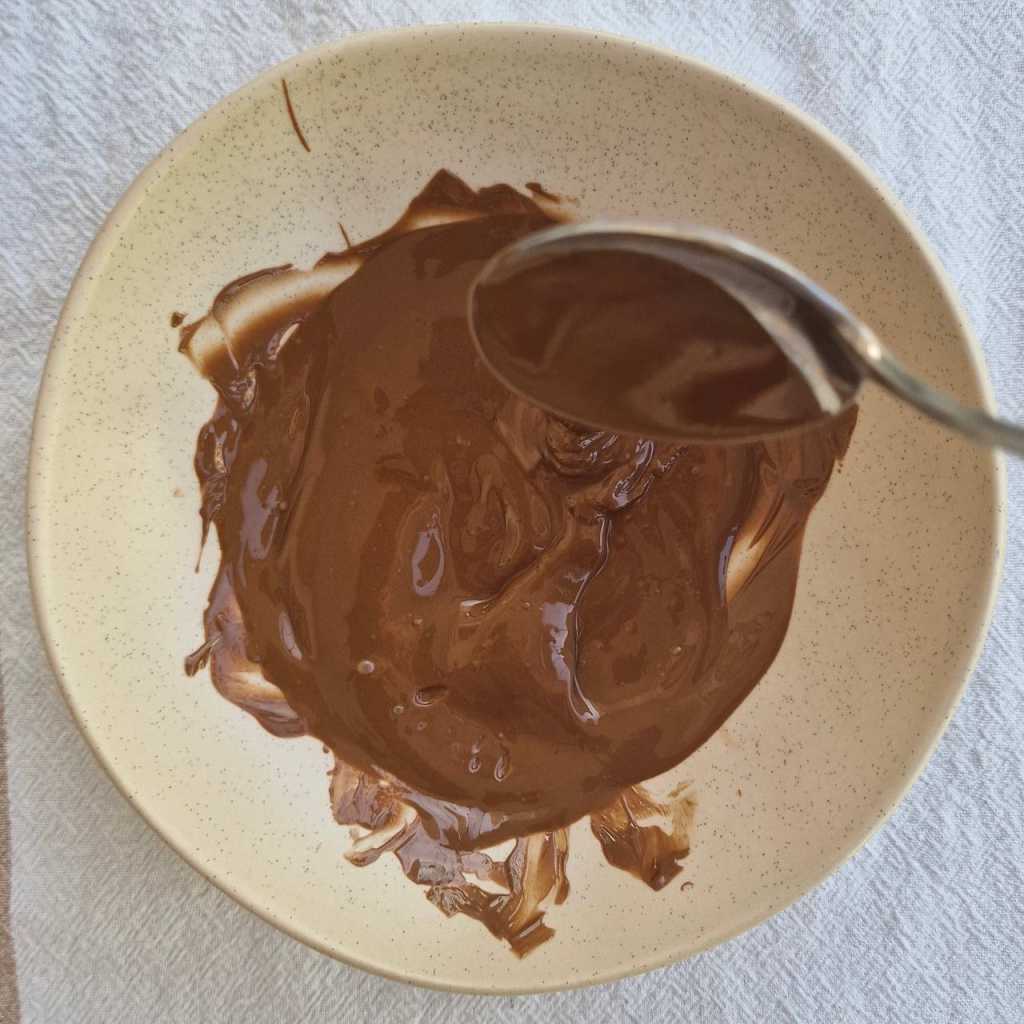 no sugar chocolate melted