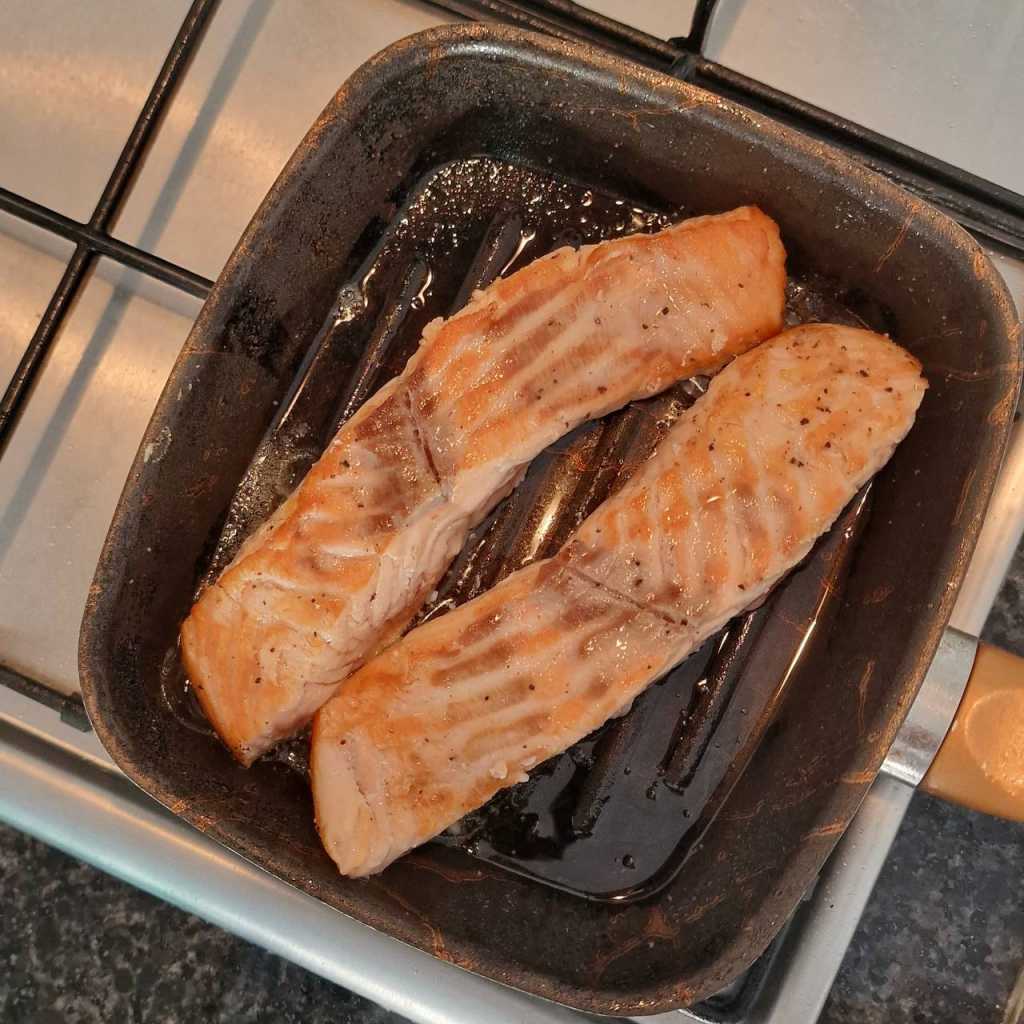 salmon filet on grill