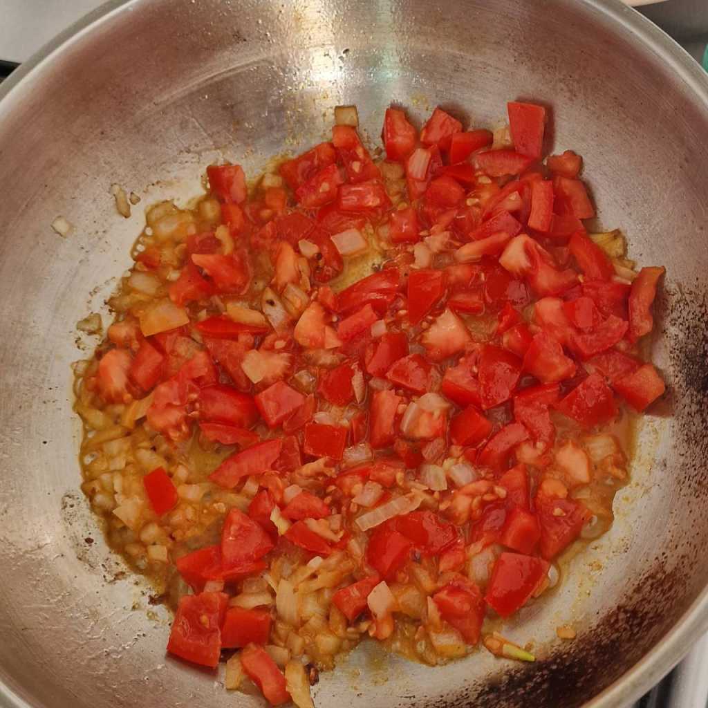 red tomato pasta sauce