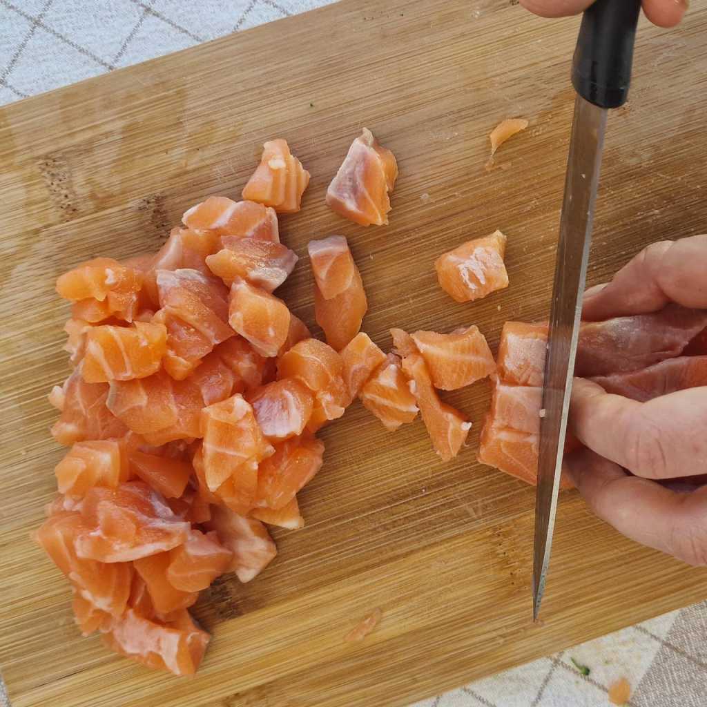 1cm cubes salmon filet