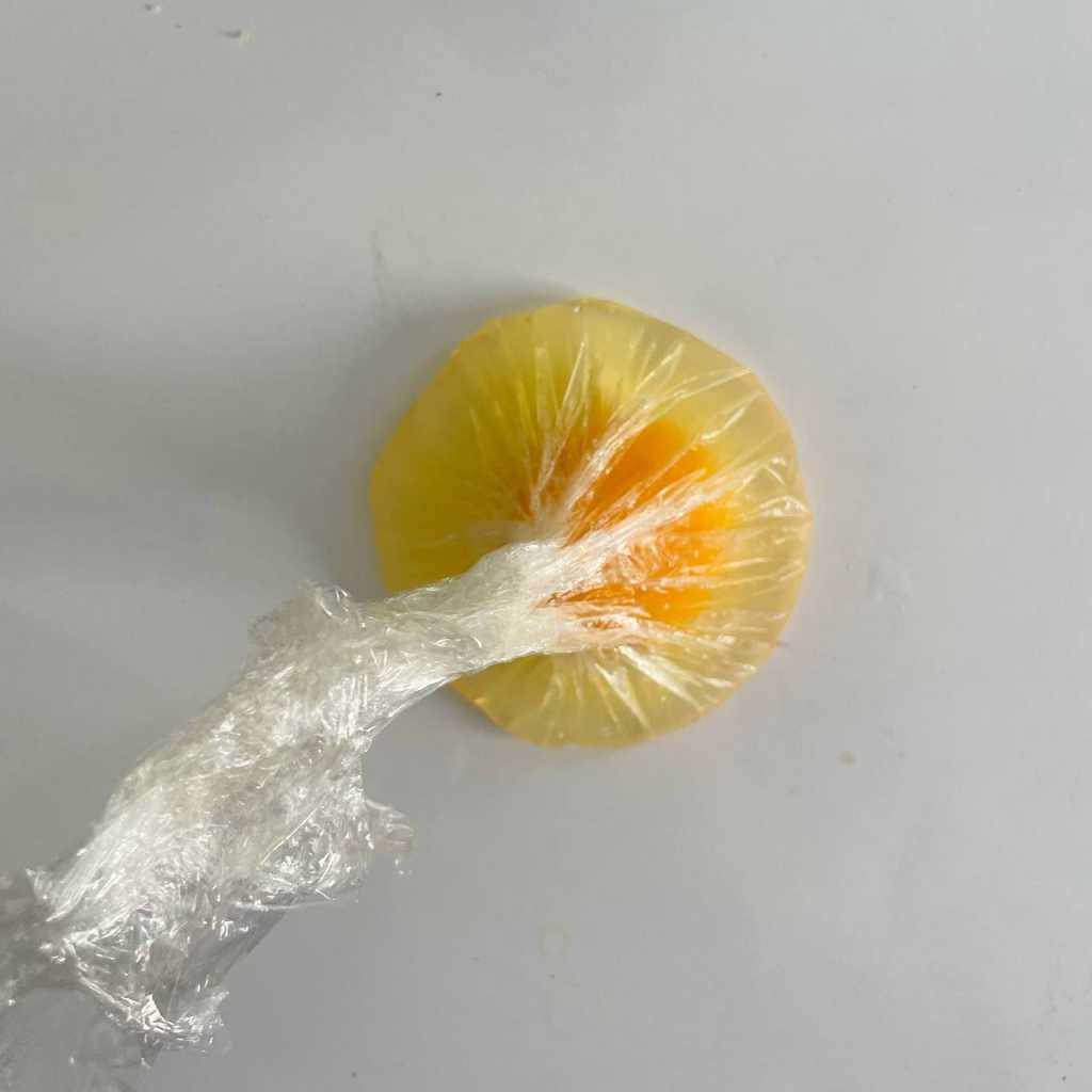 poached egg easy recipe with cling film