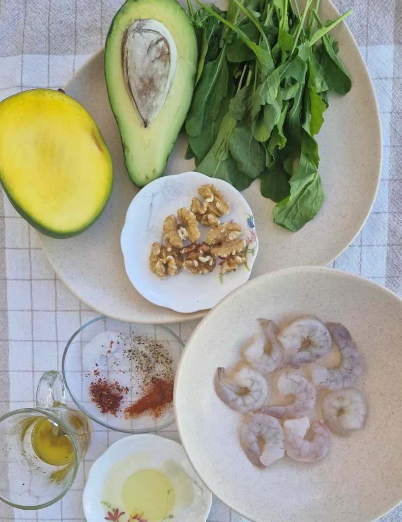 Shrimp Mango Avocado Salad ingredients