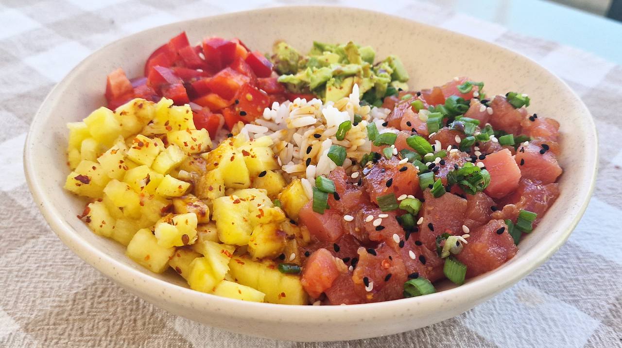 tuna sushi poke bowl