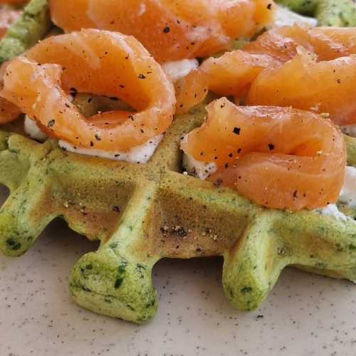 Healthy Spinach Waffles with salmon