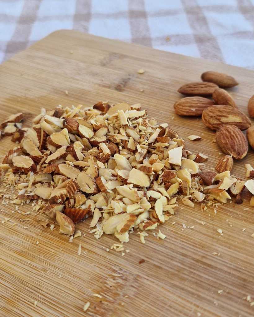 chopped almonds