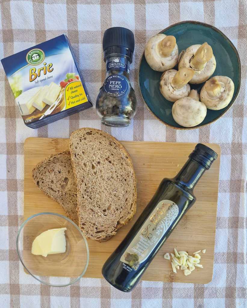 Mushroom Bruschetta with Brie and Truffle oil ingredients