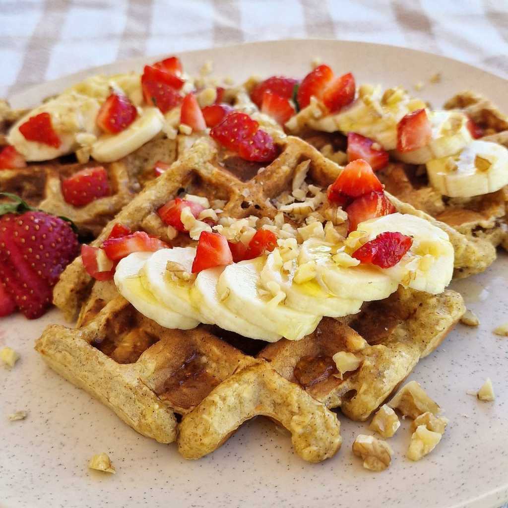 Healthy Banana Oat waffles recipe