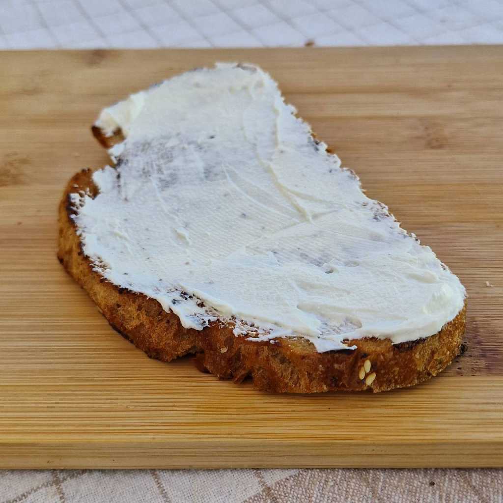 Healthy Cream Cheese Toast