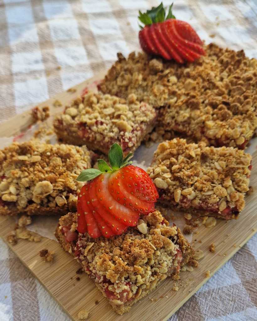 Healthy Vegan Strawberry Crumble recipe