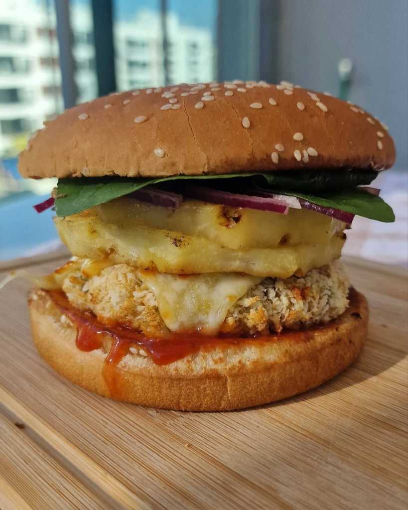 Crispy Shrimp Burger with grilled pineapple recipe