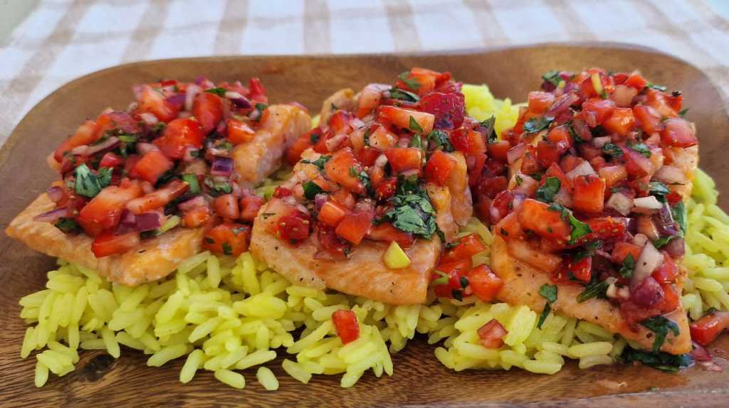 roasted Salmon with Strawberry salsa recipe