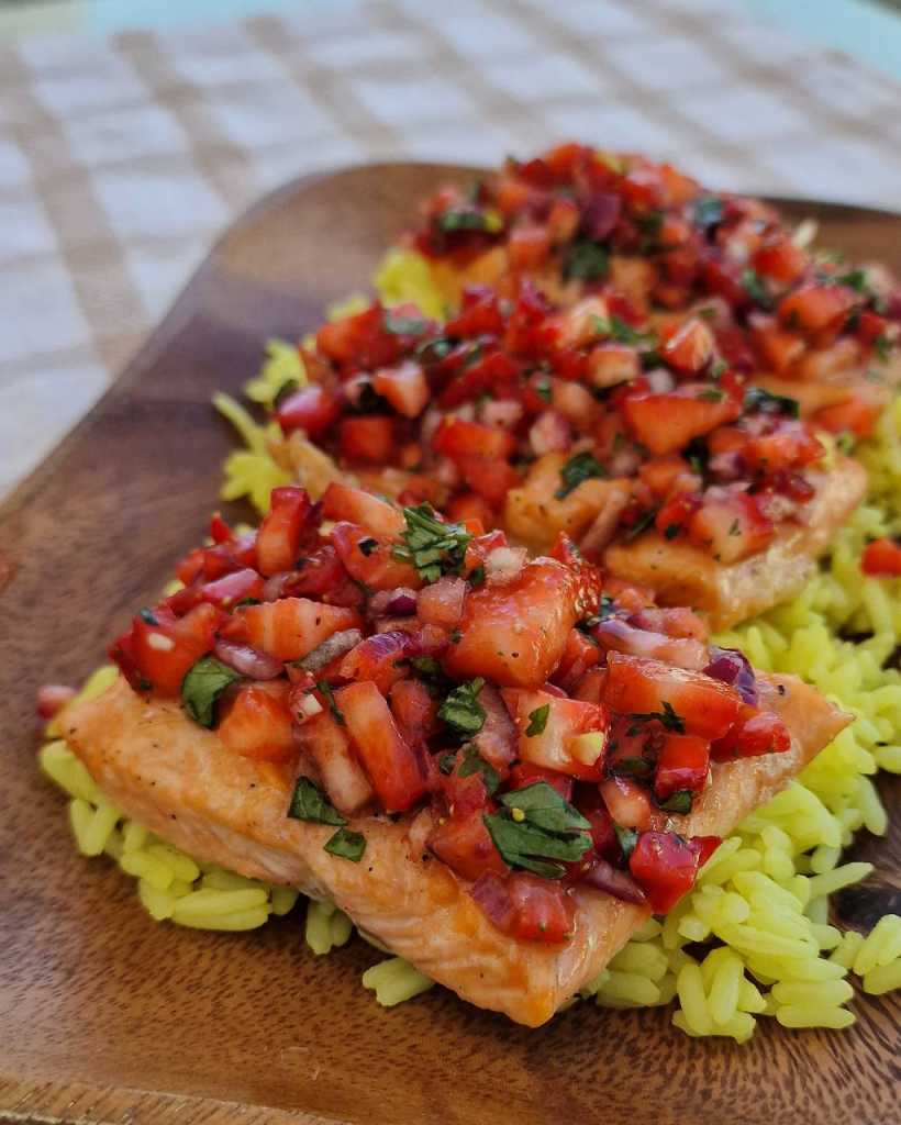 roasted Salmon with salsa recipe