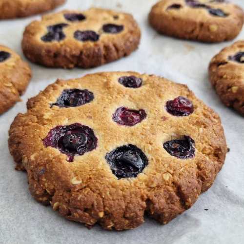 Healthy Blueberry Crumble Cookies recipe