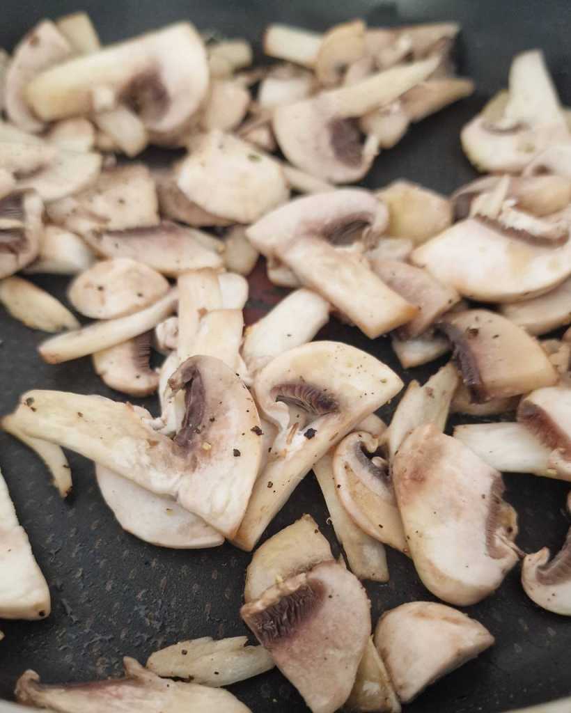 sauté mushrooms