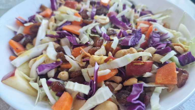 Crunchy Cabbage Salad with Apples and Raisins recipe