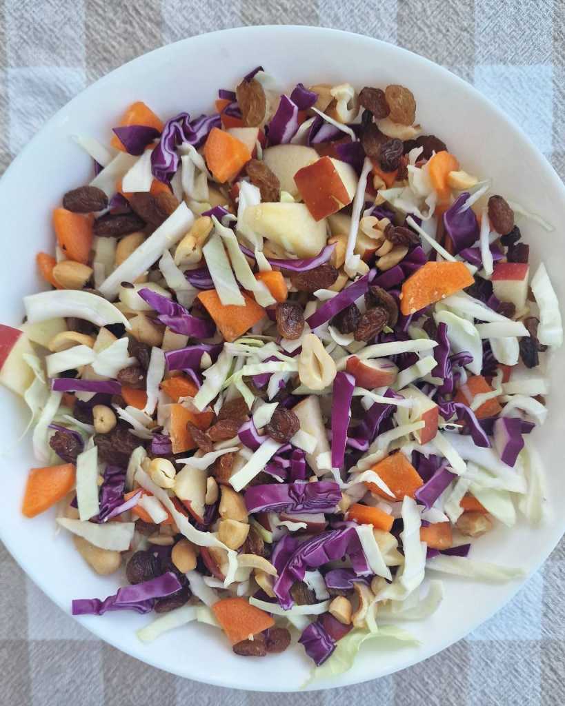 Crunchy Cabbage Salad with Apples and Raisins recipe