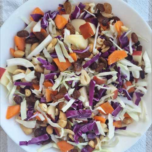 Crunchy Cabbage Salad with Apples and Raisins recipe