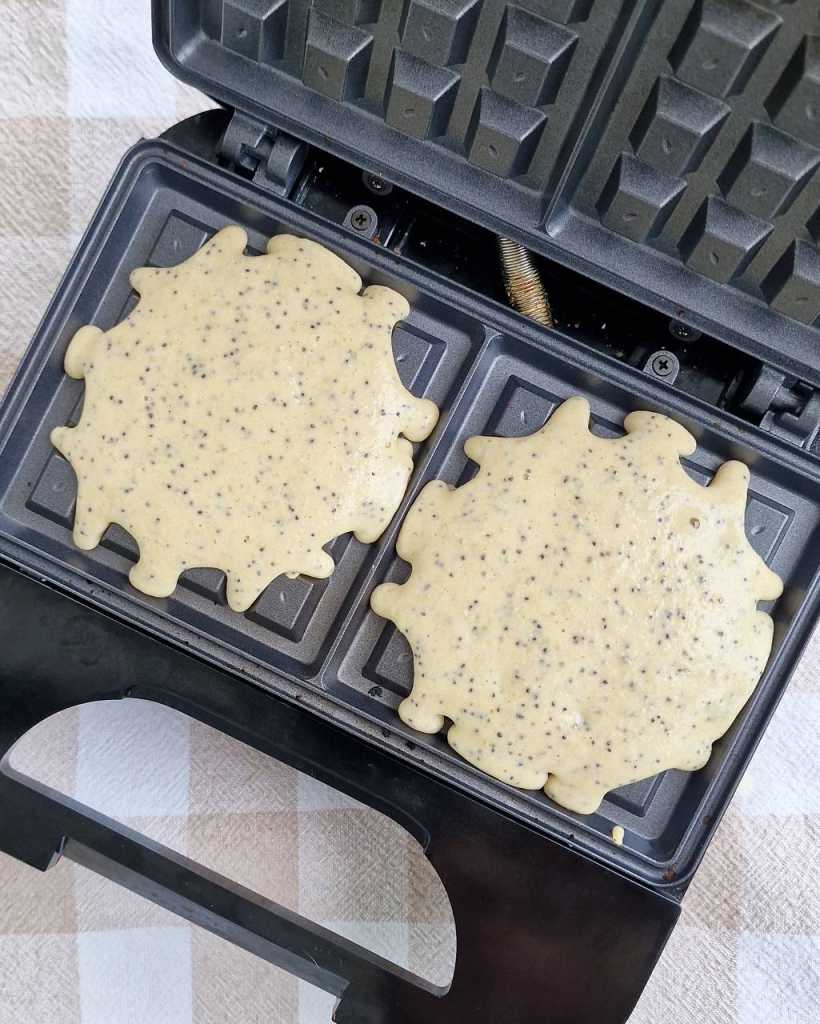 Healthy Lemon Poppy Seed Waffles recipe 