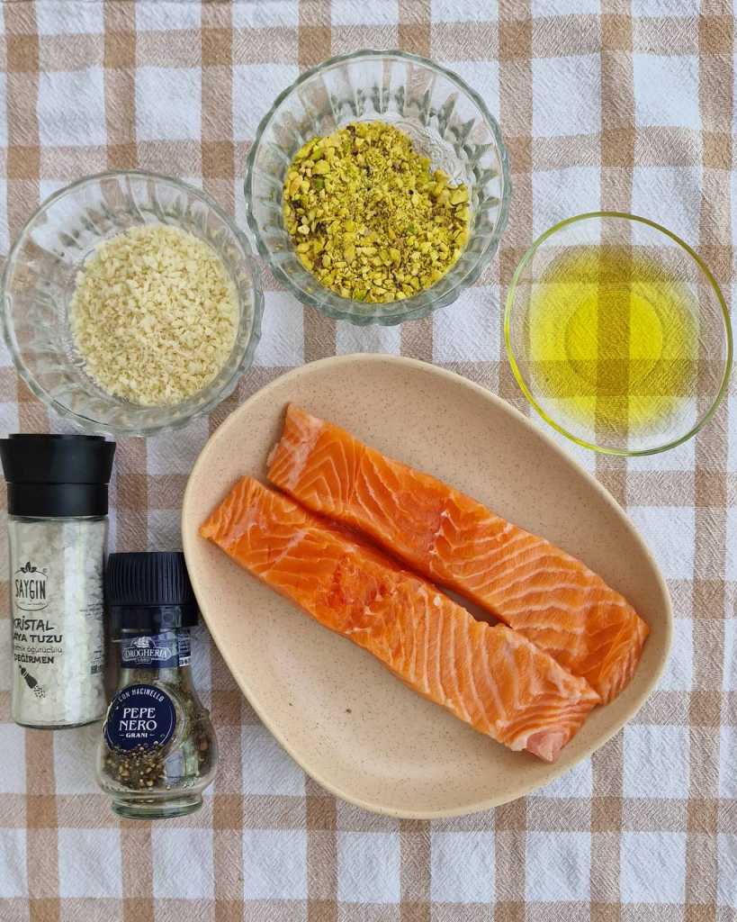 Pistachio-crusted Salmon Bites recipe ingredients