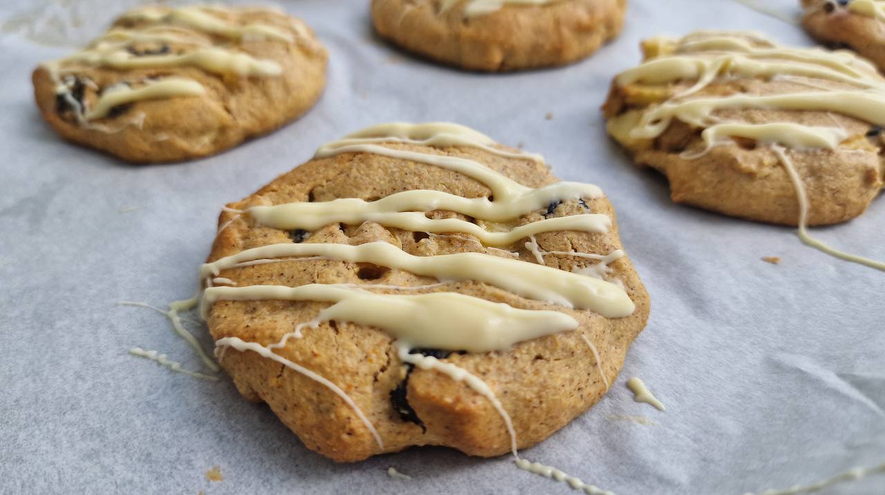 Healthy Apple Cinnamon Cookies recipe