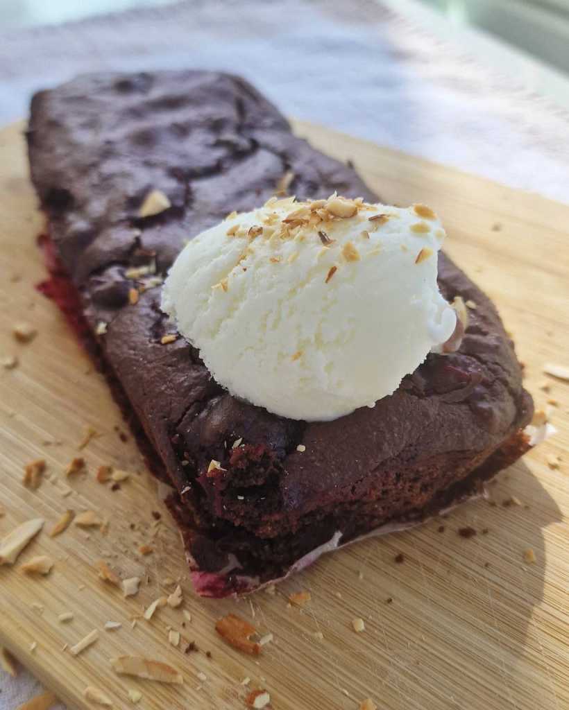 Healthy cherry brownies recipe