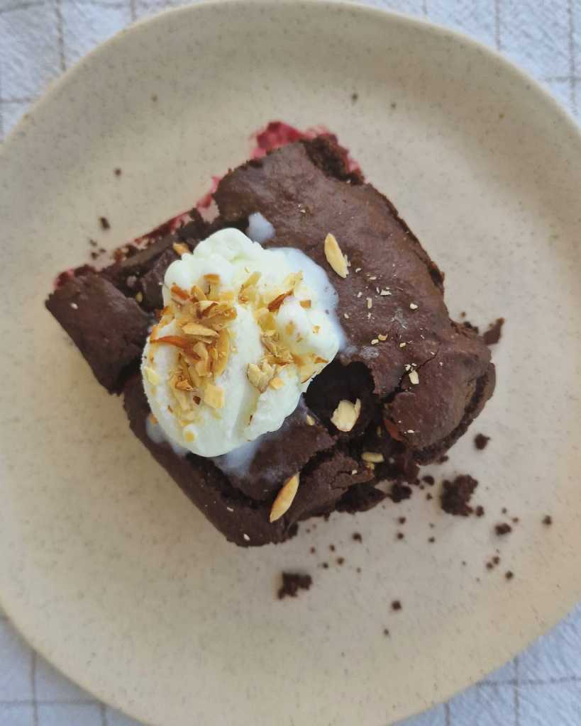 Healthy cherry brownies recipe