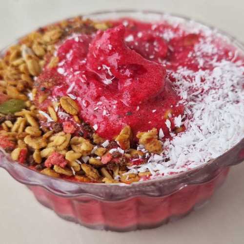 Smoothie Bowl with Cherry recipe