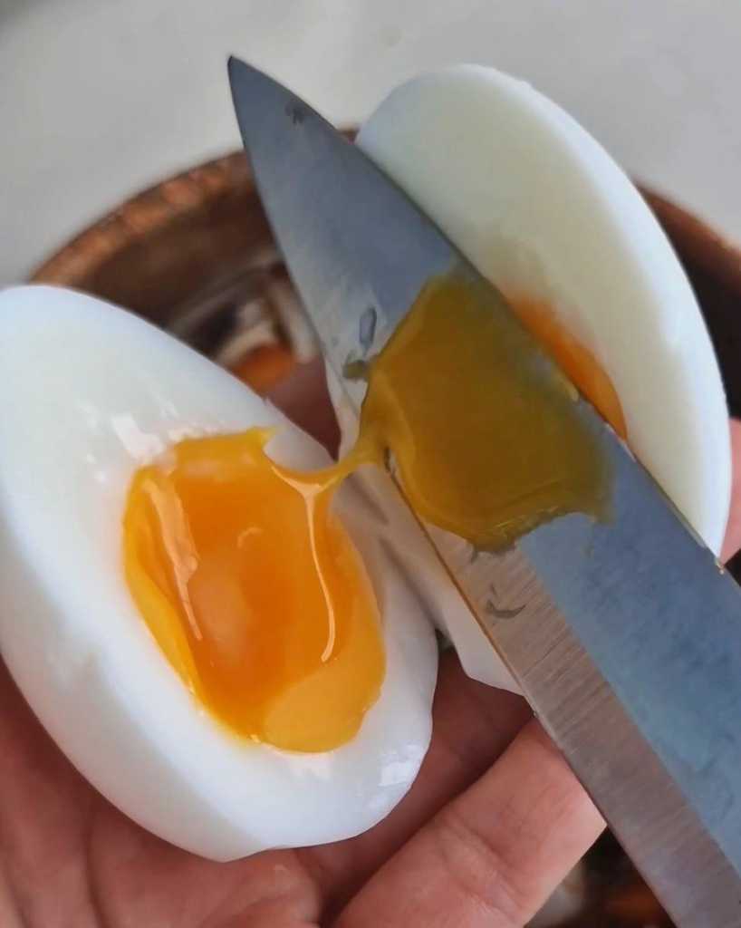 soft-boiled egg for ramen