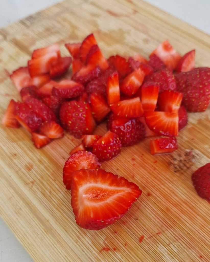 cut strawberries for chia pudding