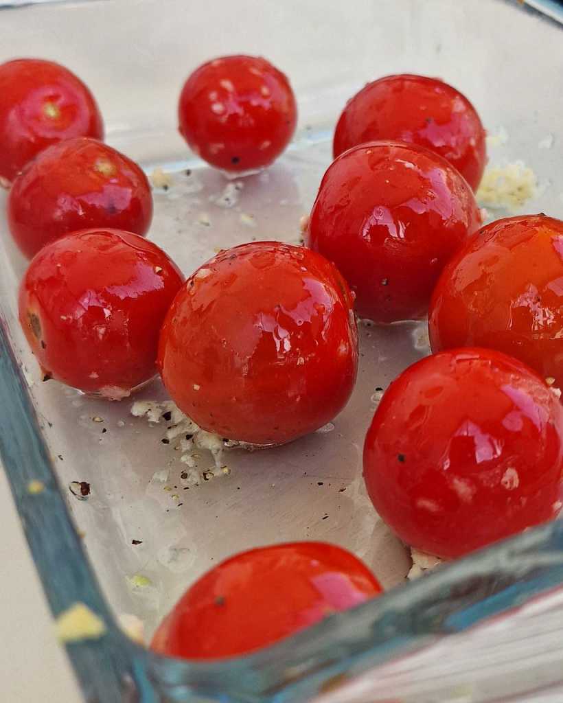 cherry tomatoes with salt and pepper