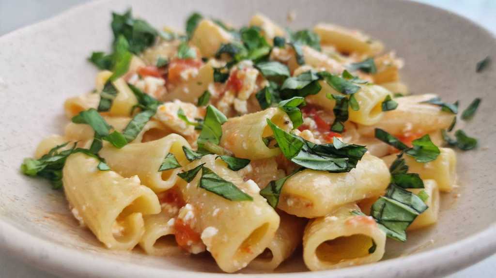 Baked Feta Pasta with basil recipe