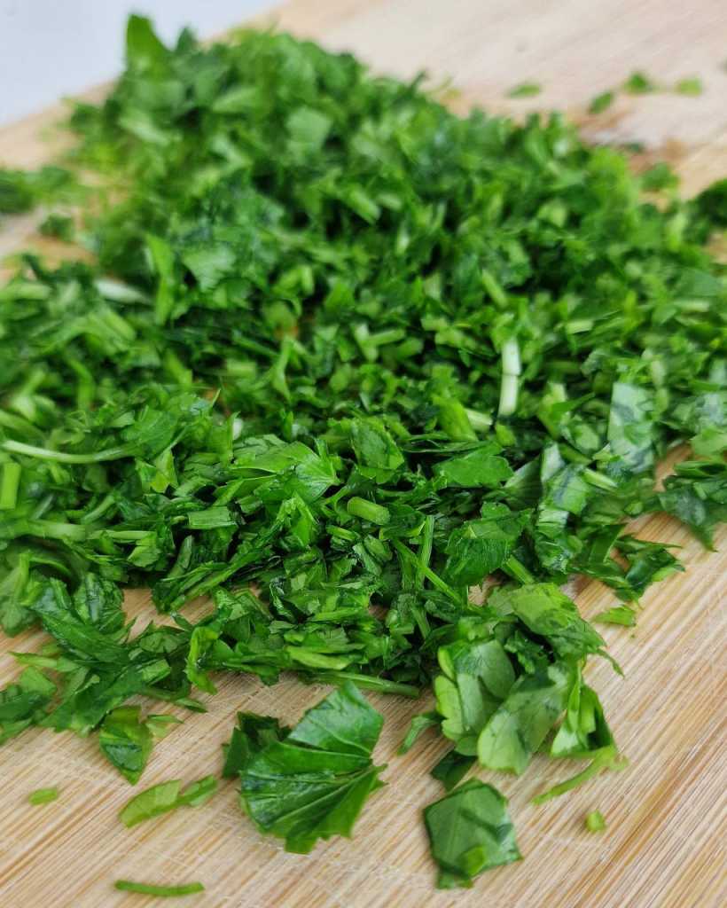 chopped parsley for garlic bread