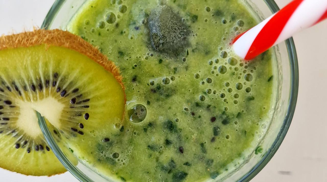 Green Detox Smoothie recipe