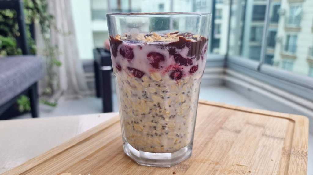 Cherry Overnight Oats recipe