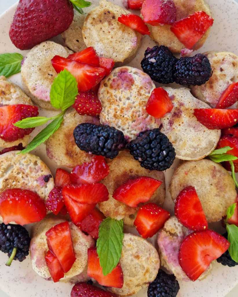 Mini Banana Pancake Bites with fruit