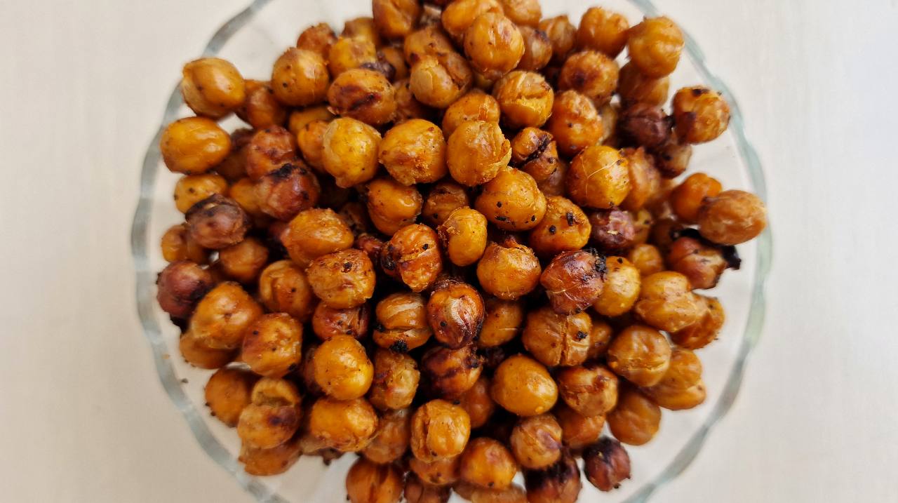 Crispy Roasted Chickpeas snack recipe