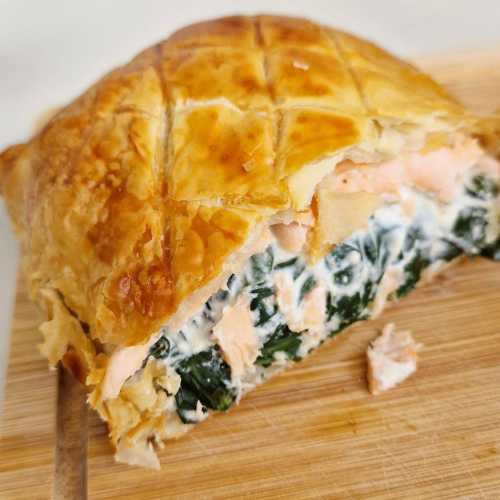 Puff Pastry Salmon (Salmon Wellington)