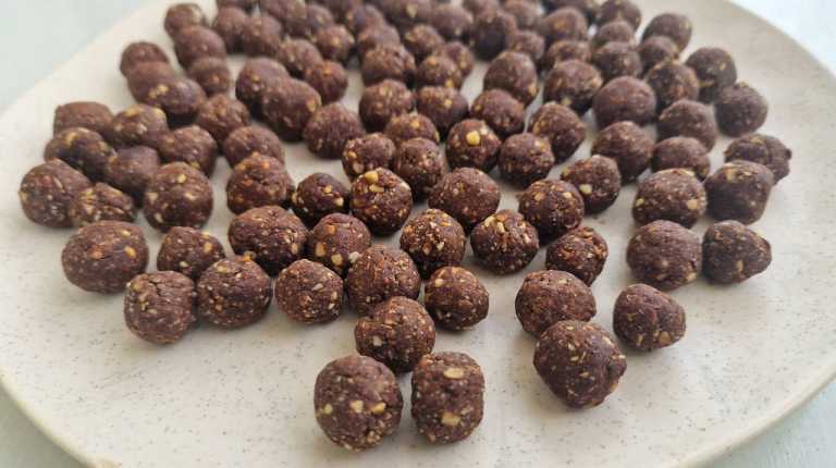 Homemade Chocolate Cereal Balls recipe