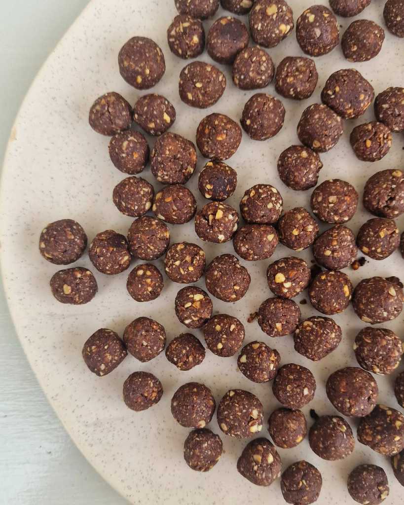 Chocolate Cereal Balls