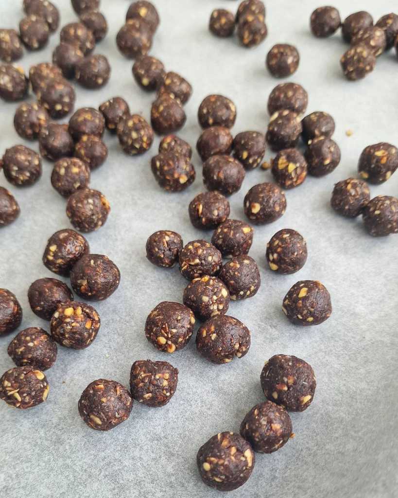 Chocolate Cereal Balls