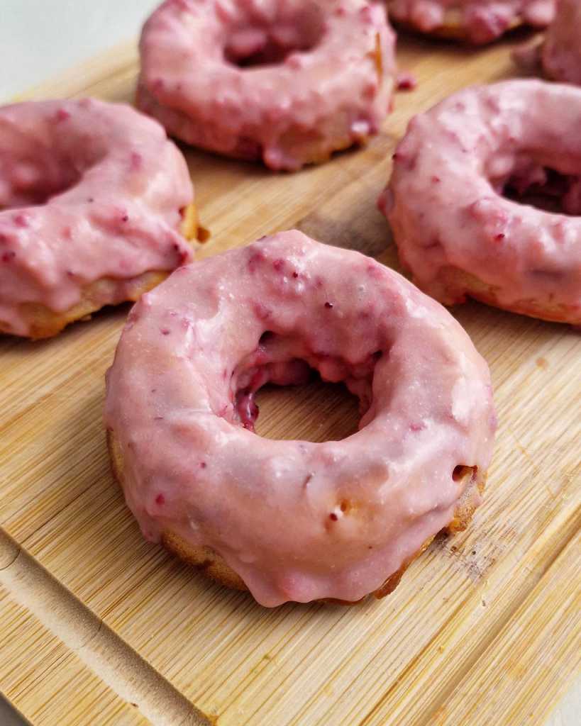 Strawberry Baked Donuts