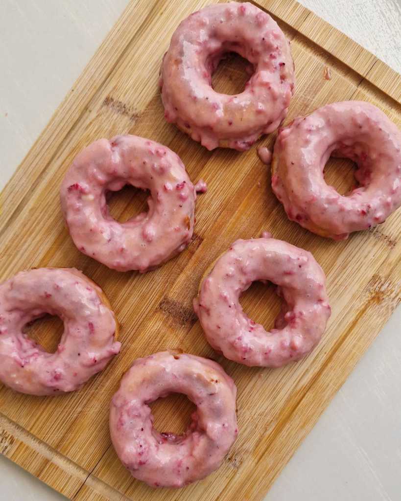 Strawberry Baked Donuts