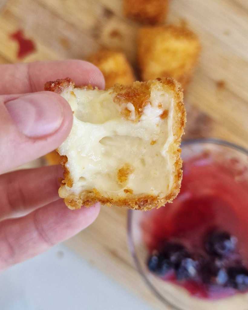 Crispy deep-fried Camembert