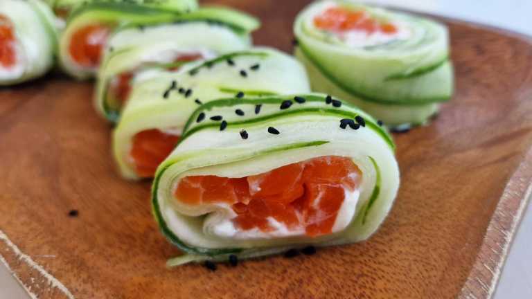 Cucumber Salmon Sushi Rolls recipe