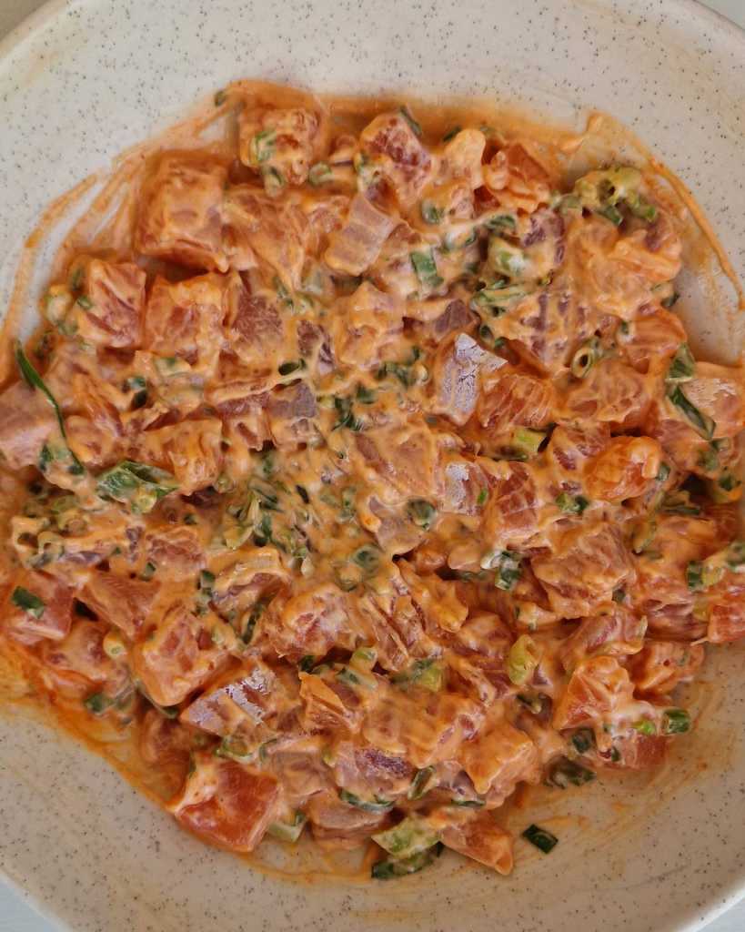 salmon in spicy mayo sauce