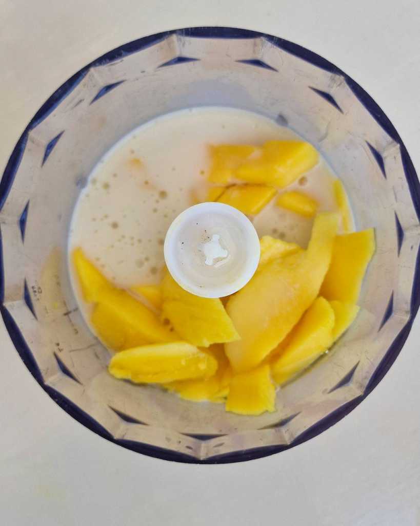 making Healthy Mango Shake
