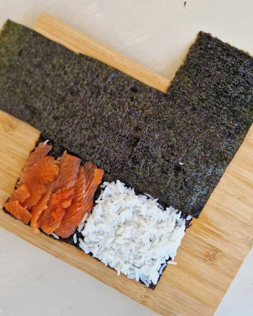 assembling Sushi Sandwich