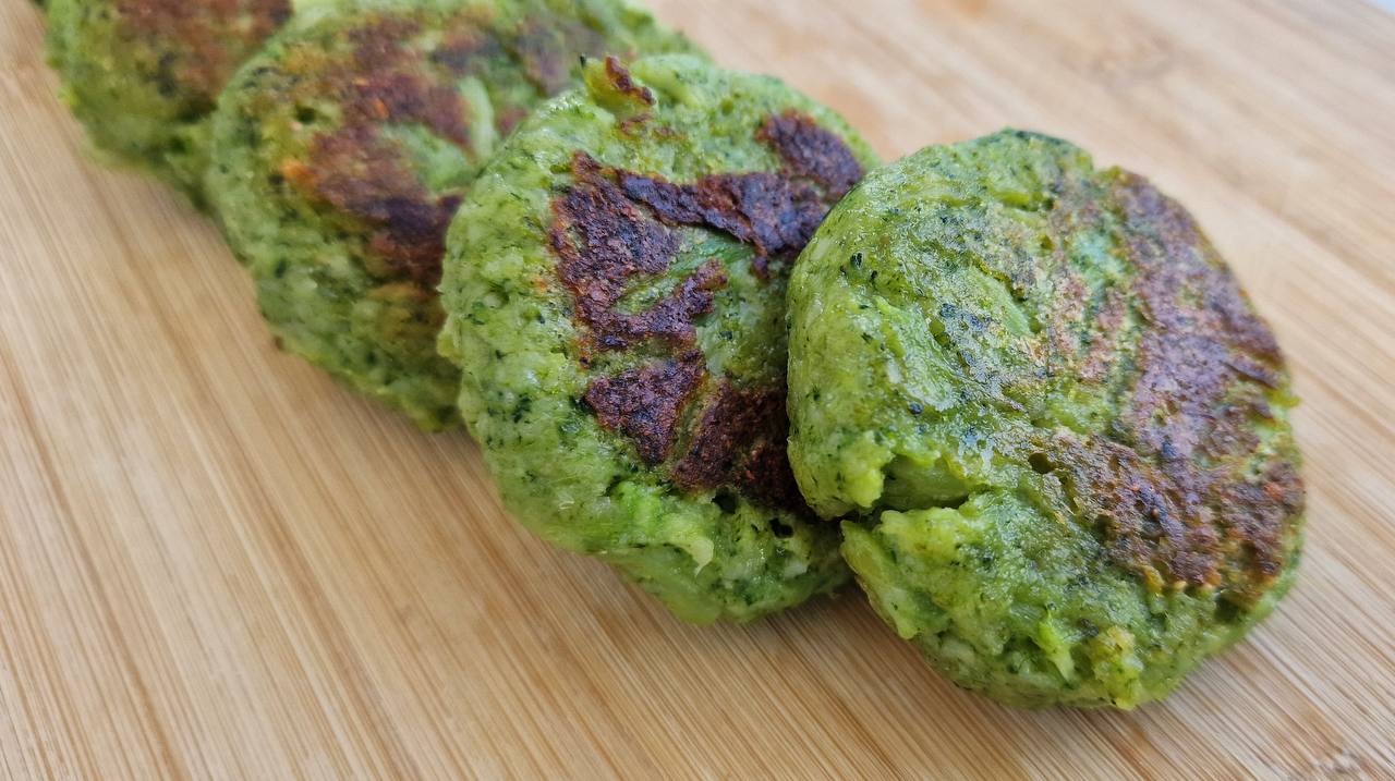 Broccoli Cheese Patties recipe